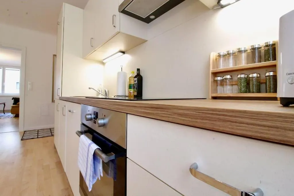 Apartment Central Vienna Charm - Comfortable 3-Br Stay